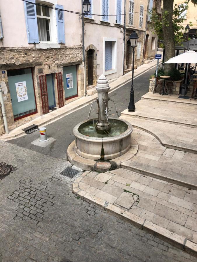Fontaine Leilighet Aups Eksteriør bilde