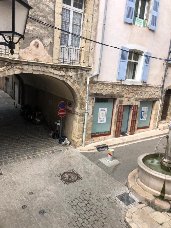 Fontaine Leilighet Aups Eksteriør bilde